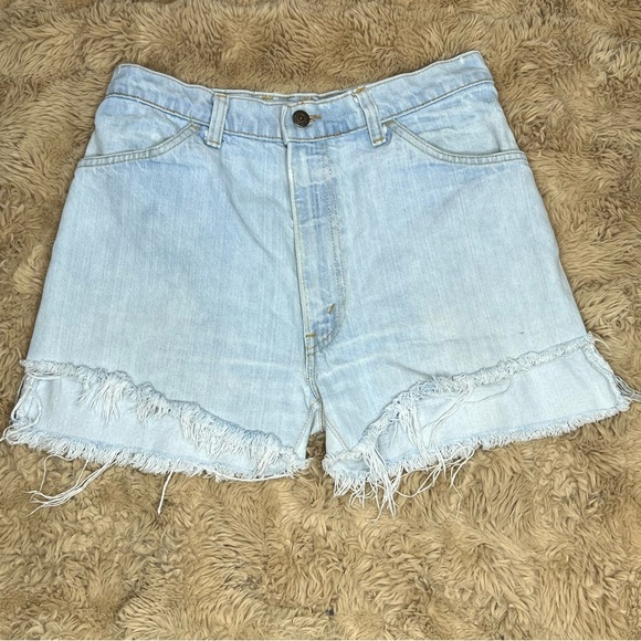 Levi's Vintage 70s Orange Tab Cutoffs Women's - Picture 2 of 8